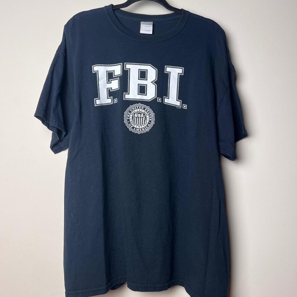Gildan FBI Logo Adult Blue Short Sleeve T-Shirt XL - Picture 2 of 6